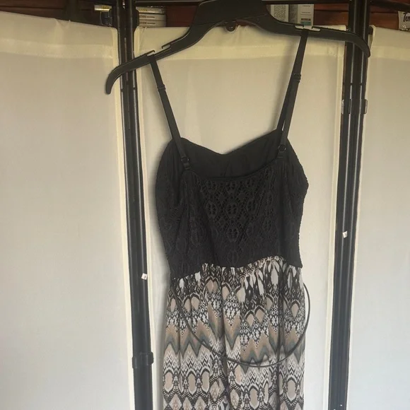 Lily Rose Black and Cream Maxi Dress - Picture 2 of 4